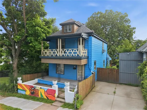 2336 Belleview AVE, Kansas City, MO 64108