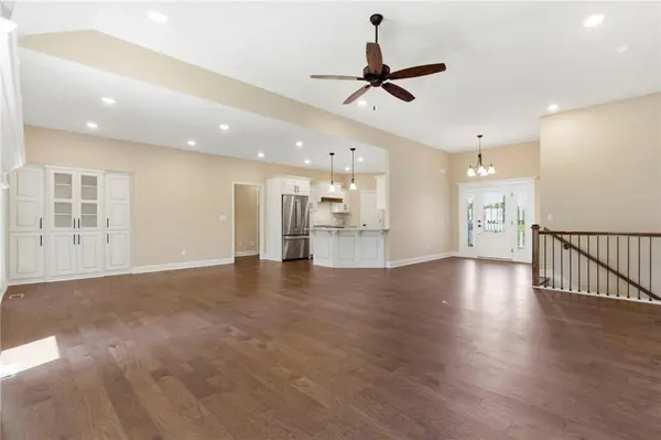 404 W 10th ST, Lawson, MO 64062