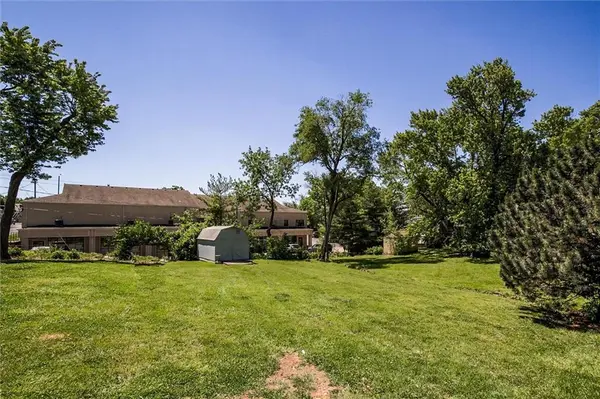 107 NE 72 nd TER, Gladstone, MO 64118