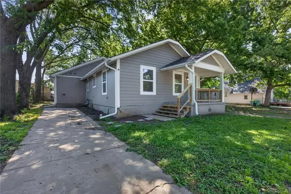 2715 S 37th ST, Kansas City, KS 66106