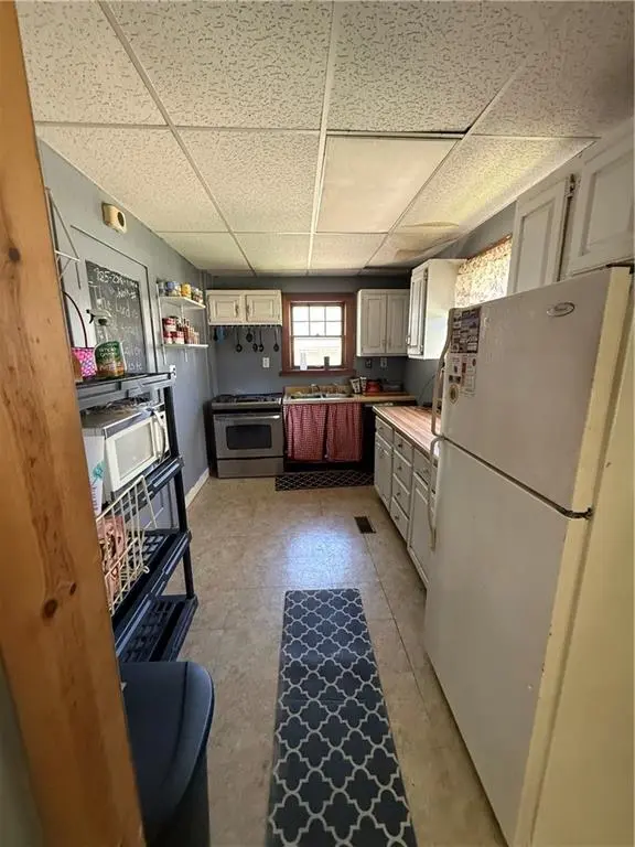 214 Miami ST, Hiawatha, KS 66434