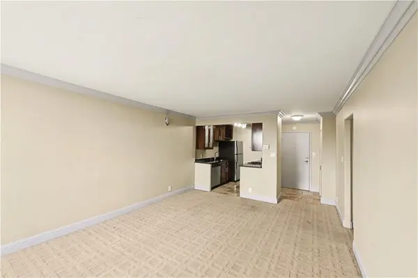 700 E 8th ST #9N, Kansas City, MO 64106