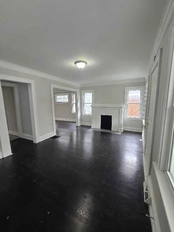 5611 Highland AVE, Kansas City, MO 64110