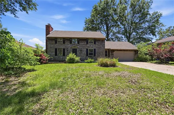 500 Westminister RD #SW, Blue Springs, MO 64014