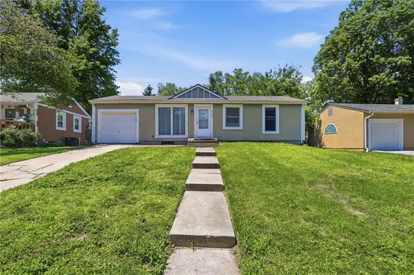 4300 S Liberty ST, Independence, MO 64055