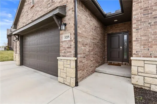 3225 N 109th PL, Kansas City, KS 66109