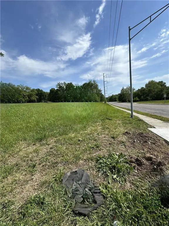 15607 E Independence AVE, Independence, MO 64050