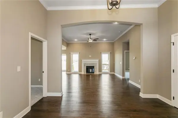 8895 N Monroe AVE, Kansas City, MO 64156