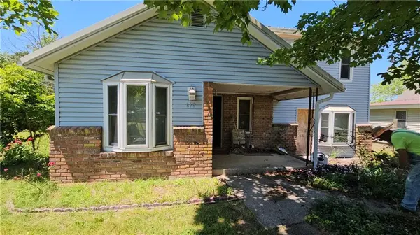 618 S Main ST, Grandby, MO 64844