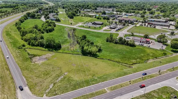 0 Hedge LN, Paola, KS 66071