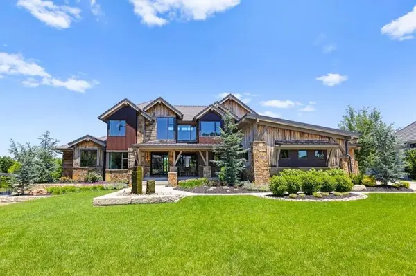 21205 W 94th TER, Lenexa, KS 66220