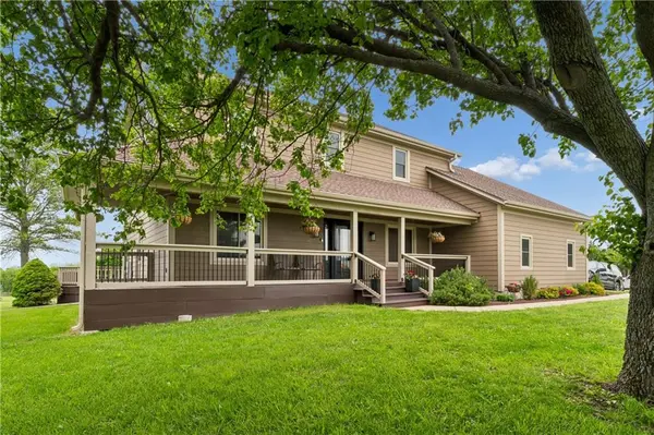 23237 Nall RD, Bucyrus, KS 66013