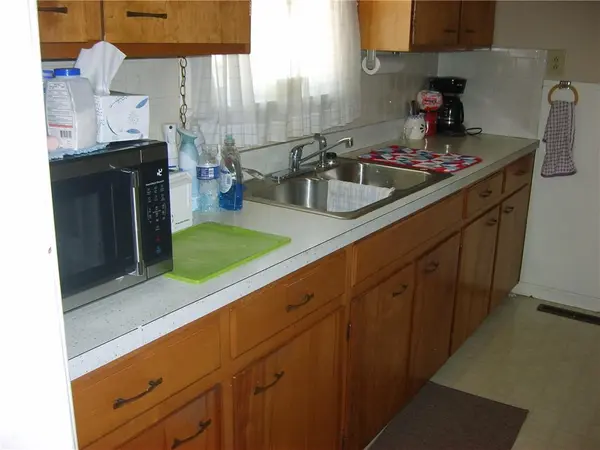 711 W Euclid ST, Pittsburg, KS 66762