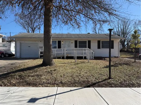 7525 E 52nd ST, Kansas City, MO 64129