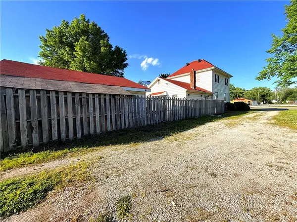412 S Main ST, Brookfield, MO 64628