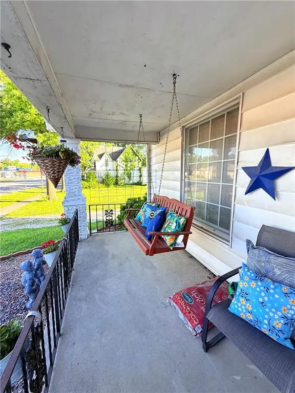 412 S Main ST, Brookfield, MO 64628