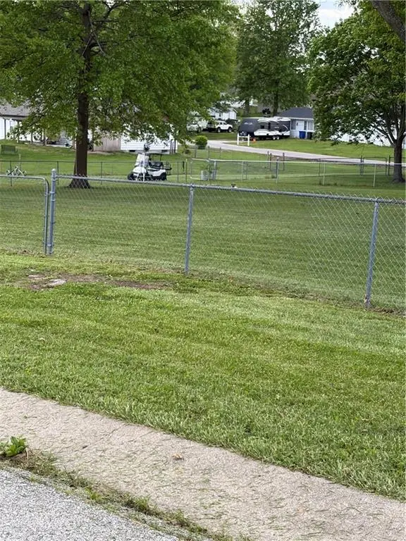 1103 N Doniphan ST, Lawson, MO 64062