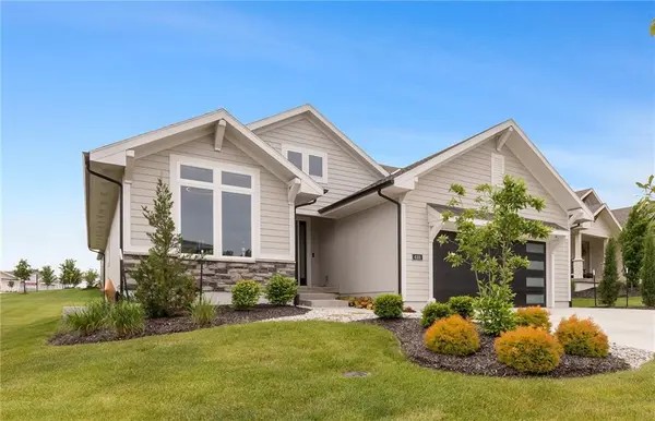 4101 W 158th ST, Overland Park, KS 66224
