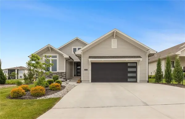 4101 W 158th ST, Overland Park, KS 66224