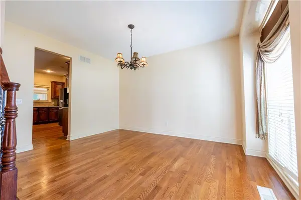 4904 Aegean TER, St Joseph, MO 64506