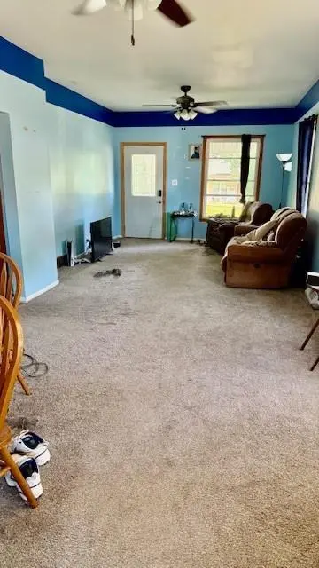 3001 Angelique ST, St Joseph, MO 64501