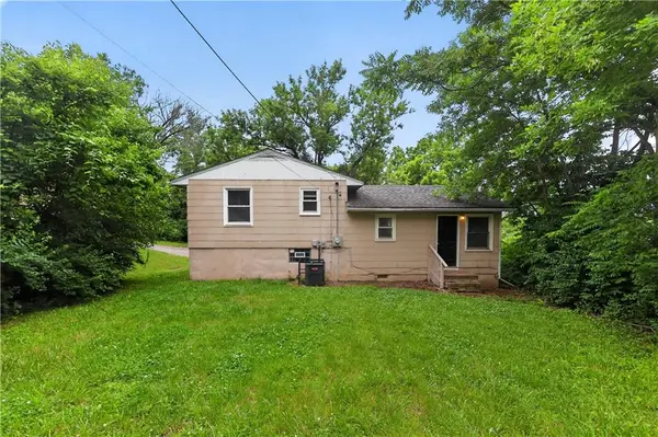 3900 E 47TH TER, Kansas City, MO 64130
