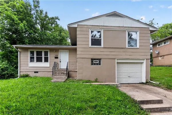 3900 E 47TH TER, Kansas City, MO 64130
