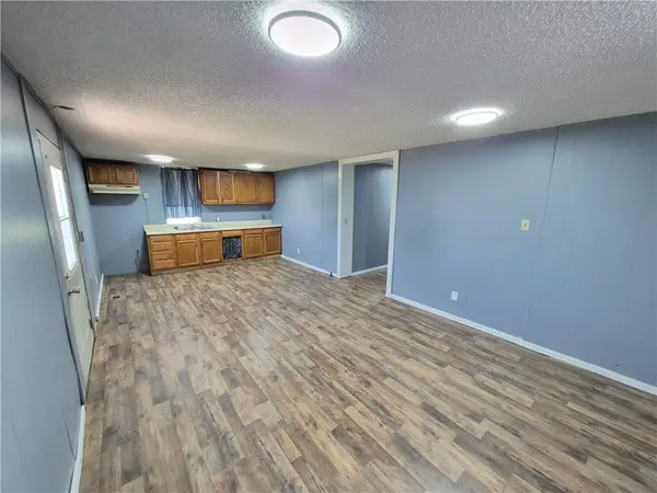 400 W 5th ST, Longton, KS 67352