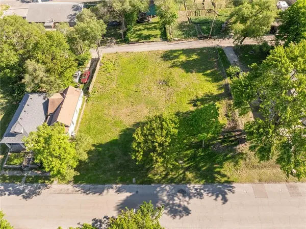 1215 Armstrong AVE, Kansas City, KS 66102