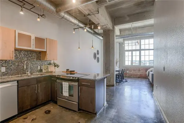 321 W 7th ST #306, Kansas City, MO 64105