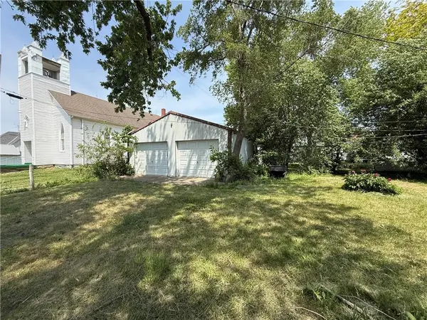 102 N West ST, Powhattan, KS 66527