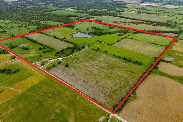 29040 Bethel Church RD, Paola, KS 66071