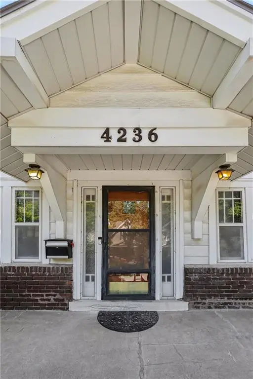 4236 Genessee ST, Kansas City, MO 64111