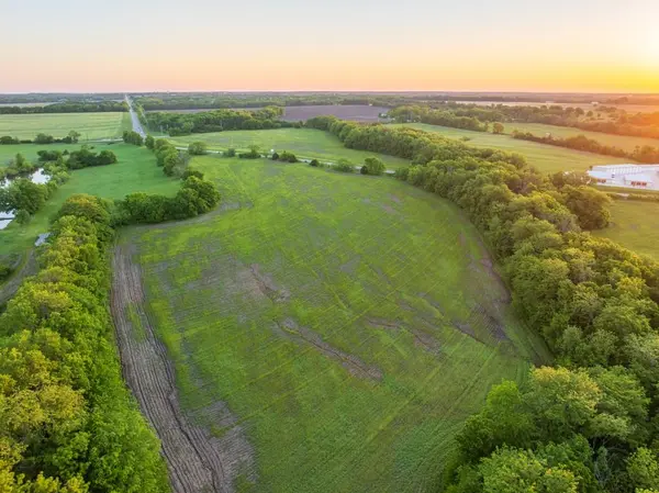 15800 S State Route 7 HWY, Pleasant Hill, MO 64080
