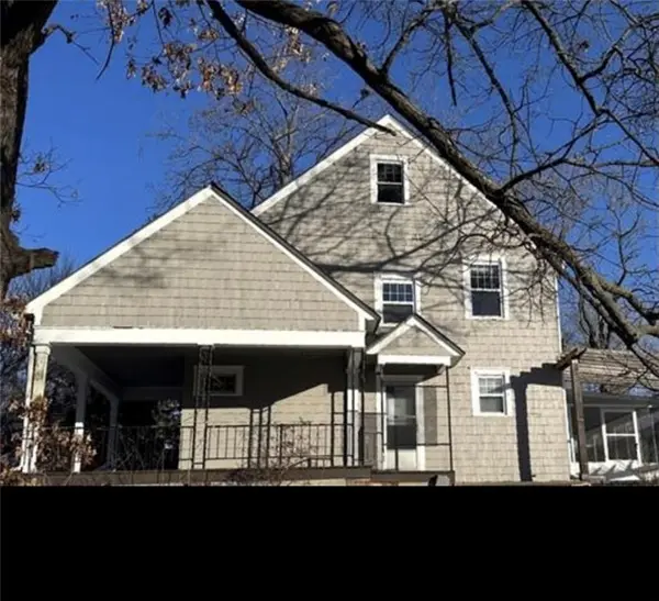 2902 Sacramento ST, St Joseph, MO 64507