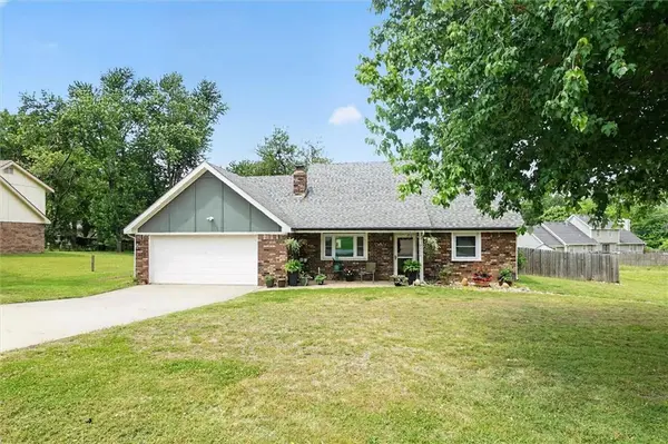 2531 N 8th ST, Independence, KS 67301