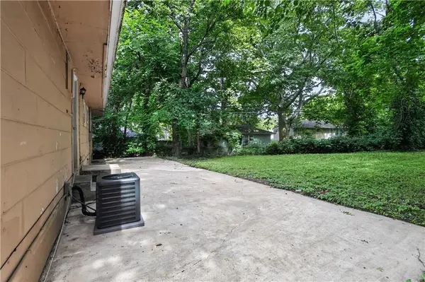 7807 Ruskin WAY, Kansas City, MO 64134