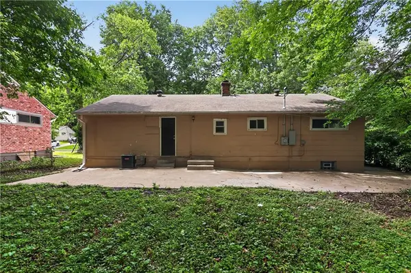 7807 Ruskin WAY, Kansas City, MO 64134