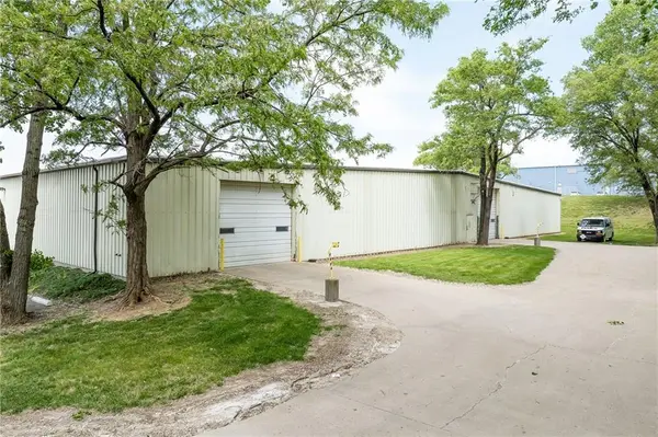 4811 Easton RD, St Joseph, MO 64503