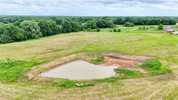 1679 SW 800 RD, Holden, MO 64040