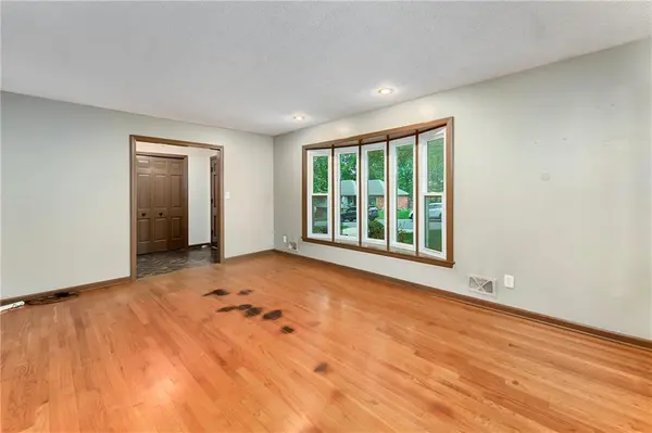 12000 E 62nd ST, Kansas City, MO 64133