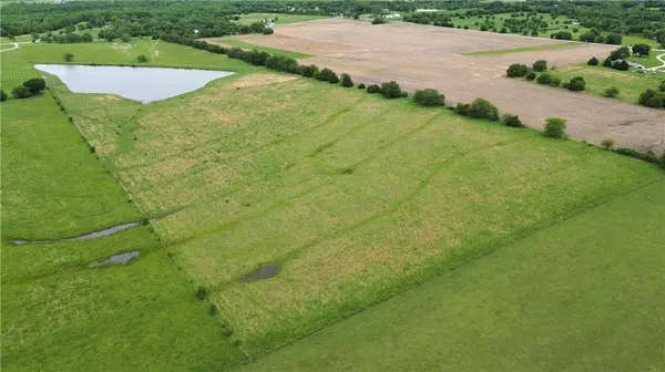 Moonlight (40+/- Acres) RD, Spring Hill, KS 66083