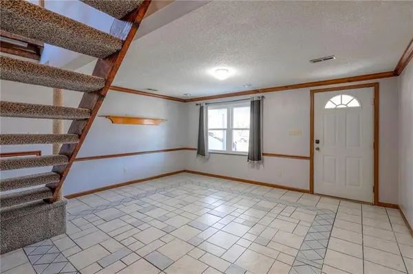 2218 Liberty Landing RD, Liberty, MO 64068