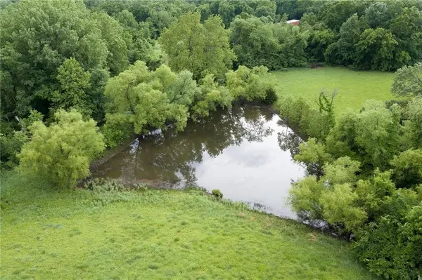 Lot 3 Swartz RD, Edwardsville, KS 66111
