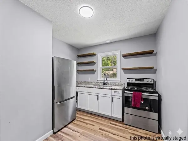 7602 Roswell DR, Kansas City, KS 66109