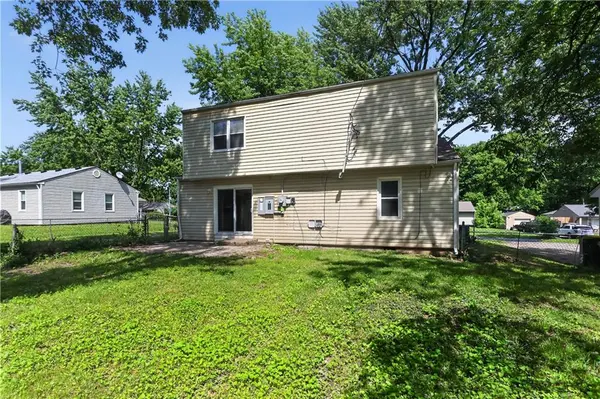 5318 N Garfield AVE, Kansas City, MO 64118