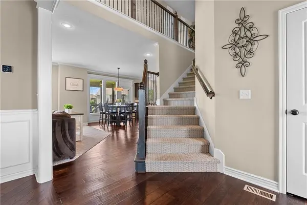 1218 Becket CT, Raymore, MO 64083