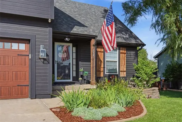 269 W Cheyenne ST, Gardner, KS 66030