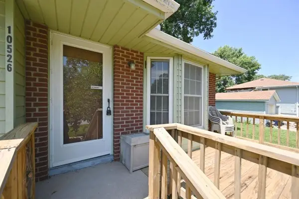 10526 N Walnut ST, Kansas City, MO 64155
