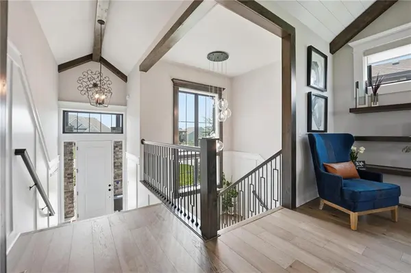 330 NW Ambersham DR, Lee's Summit, MO 64081